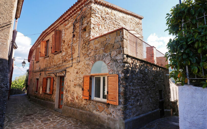 Dove Il Tempo si Ferma la Casa Ti Aspetta Cod.Rif170926