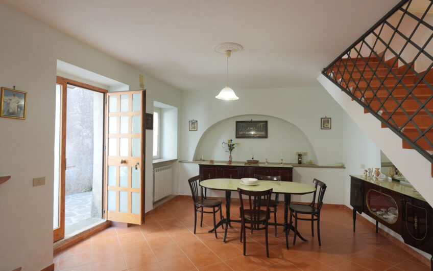 Dove Il Tempo si Ferma la Casa Ti Aspetta Cod.Rif170926